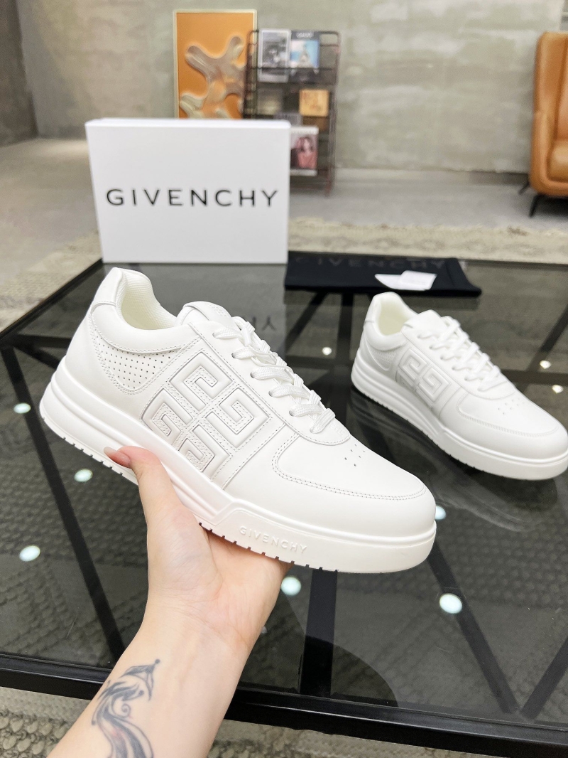 Givenchy Sneakers